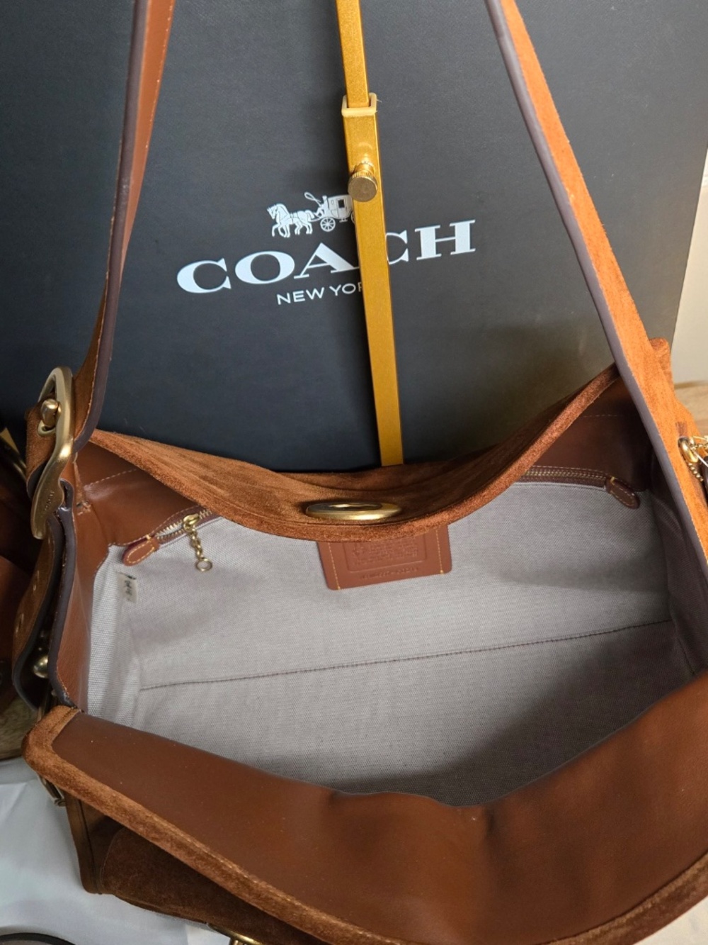 Coach Suede Haversack bag warm brown - Picture 4 of 12